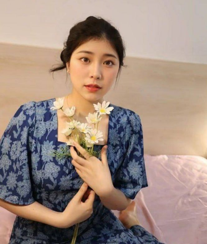 📱秦嘉倪 不雅视频被曝光 甜美人设瞬间崩塌掰穴自慰骑乘疯狂抽插曾经靠清纯甜美人设自律健身日常吸粉无数