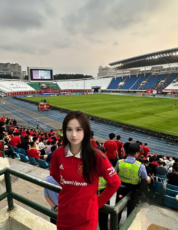 #刘议阳 #长春亚泰 #长春亚泰u21国足大瓜继詹景源5p事件后，亚泰u21球员刘议阳出轨视频曝光，裸聊，偷拍女友私密照#刘议阳 #长春亚泰 #长春亚泰u21国足大瓜继詹景源5p事件后，亚泰u21球员刘议阳出轨视频曝光，裸聊，偷拍女友私密照