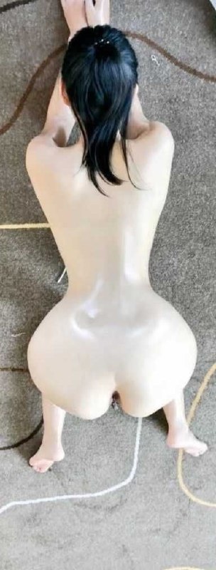 ❤️❤️❤️有个懂你的人，不如趴在地上的涂油的蜜桃臀